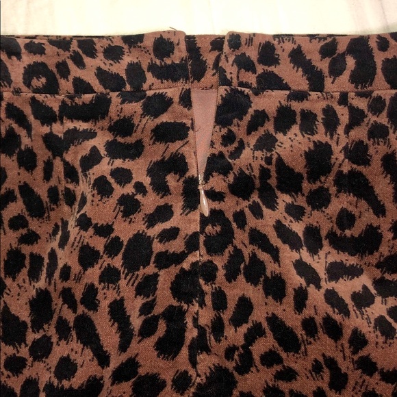 Loft Cheetah Print Pencil Skirt - Picture 2 of 3
